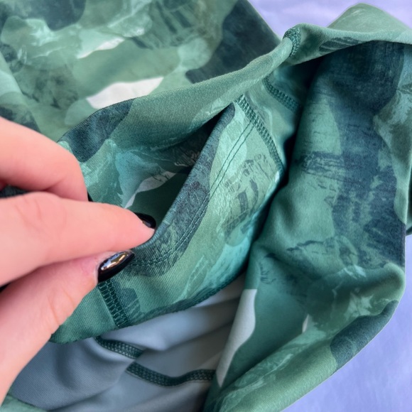 Fabletics Define PowerHold High-Waisted 7/8 Legging Camo Green Size XS - Picture 5 of 6